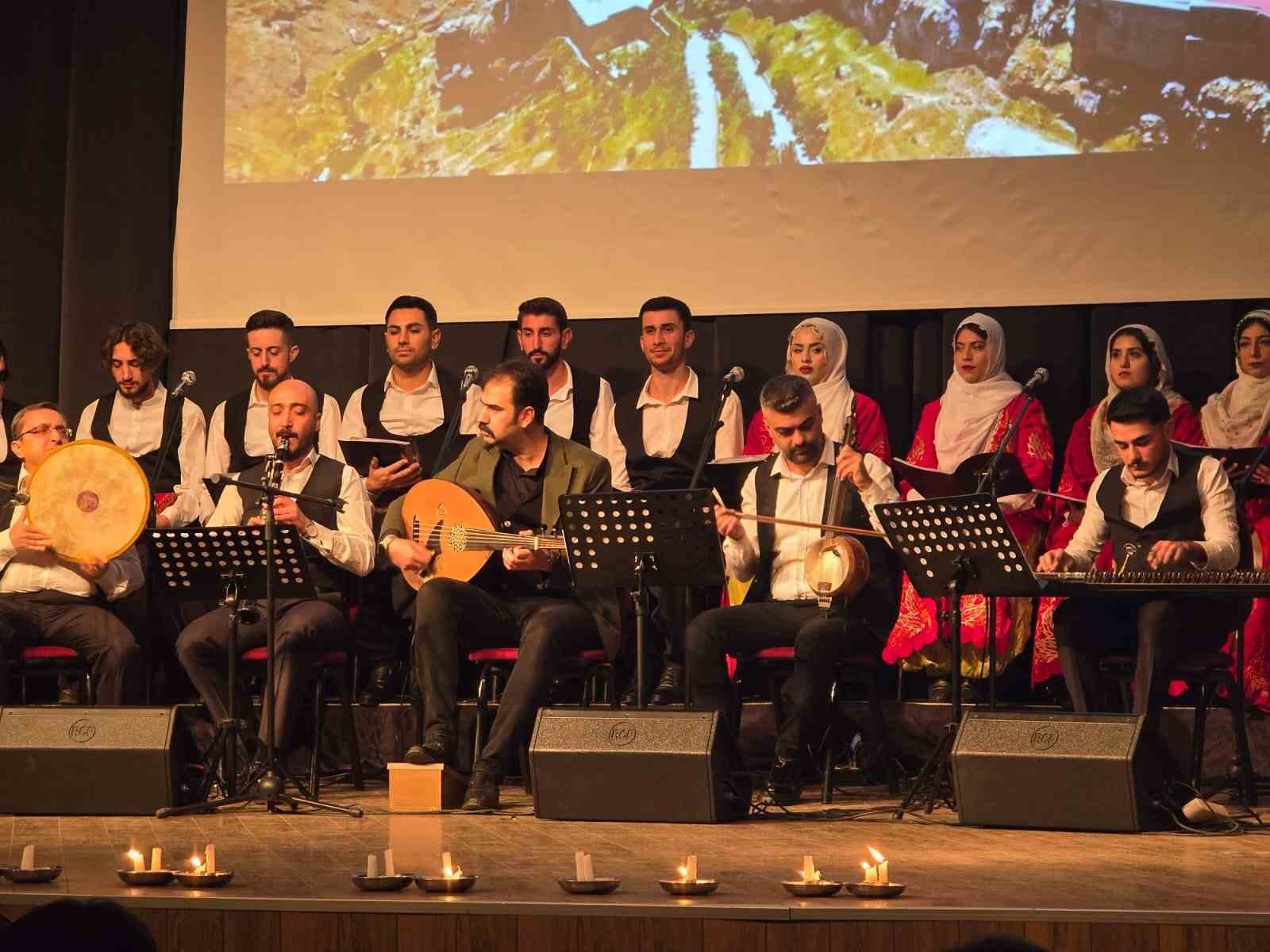 Elazığ’da Harput Müziği Konseri Mest Etti